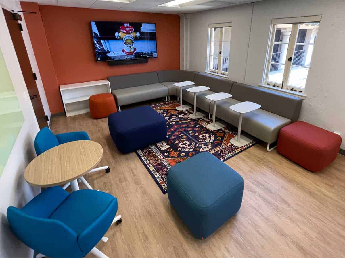 USC NASC Lounge with Sofas and Pip Tables
